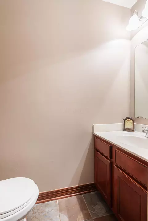 5860 Stevens Dr, Orient, OH 43146 photo 5