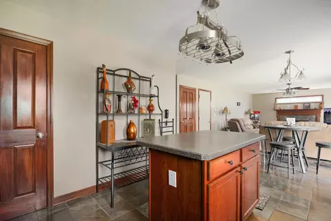 5860 Stevens Dr, Orient, OH 43146 photo 10