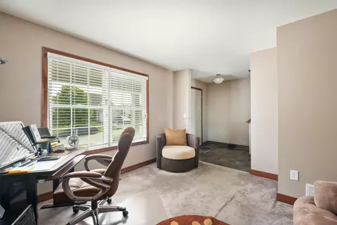5860 Stevens Dr, Orient, OH 43146 photo 3