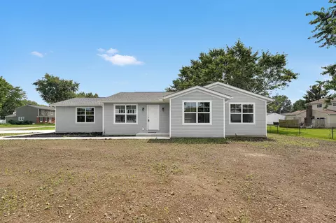 6555 Falls Cir, Reynoldsburg, OH 43068