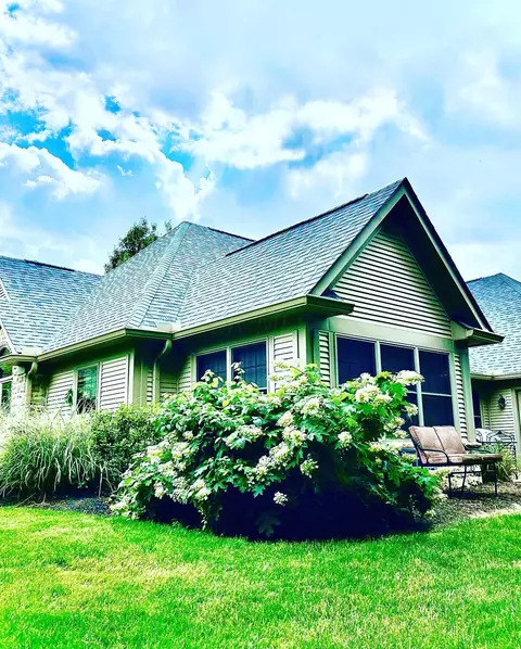 438 Cottage Grv E, Heath, OH 43056 photo 3