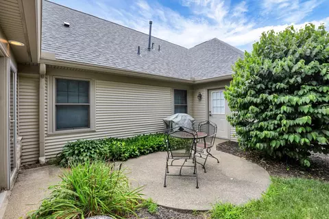 438 Cottage Grv E, Heath, OH 43056 photo 14