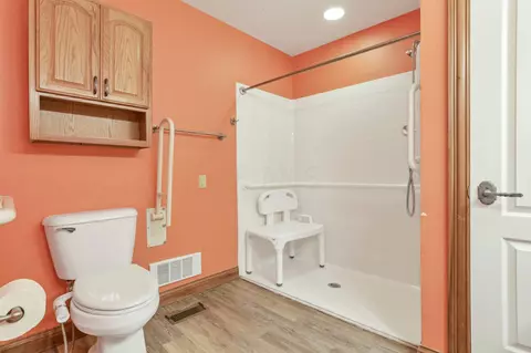 438 Cottage Grv E, Heath, OH 43056 photo 47