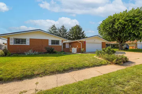 2055 Chippewa Dr, Circleville, OH 43113