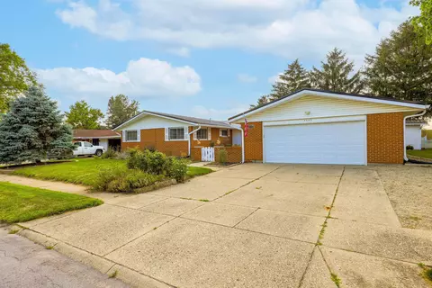 2055 Chippewa Dr, Circleville, OH 43113 photo 2