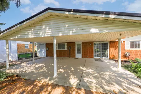 2055 Chippewa Dr, Circleville, OH 43113 photo 5