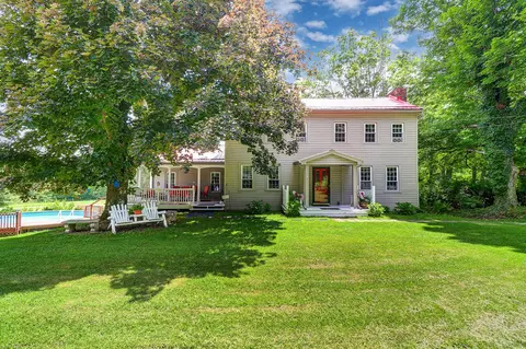 3200 Hankinson Rd, Granville, OH 43023