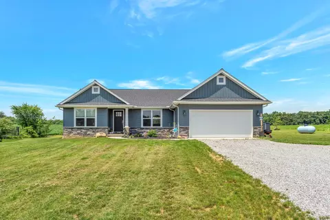13341 Fredericktown Amity Rd, Fredericktown, OH 43019