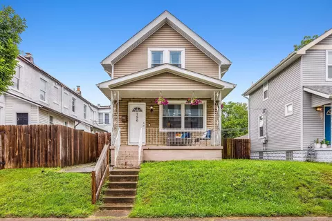 756 E Whittier St, Columbus, OH 43206