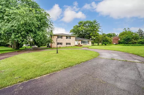 202 Tuttle Rd, Springfield, OH 45503 photo 5