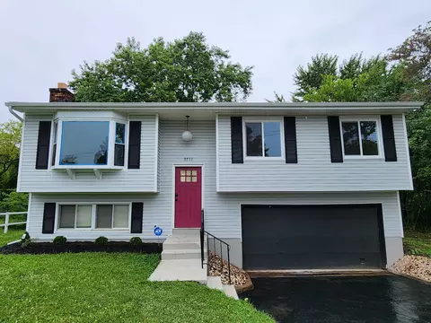 3711 Big Walnut Dr, Groveport, OH 43125