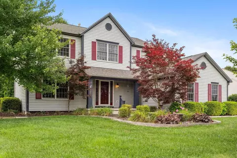 2934 Griffin Dr, Lewis Center, OH 43035