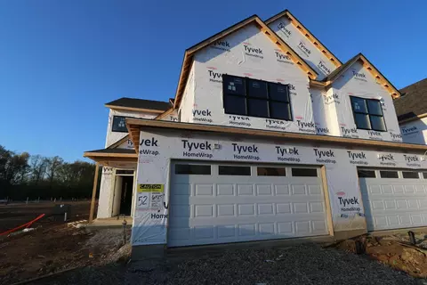 6425 Hamilton Woods Blvd S, Westerville, OH 43081