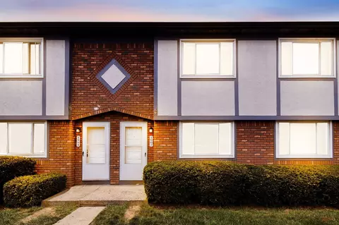 1907 Slaton Ct, Columbus, OH 43235