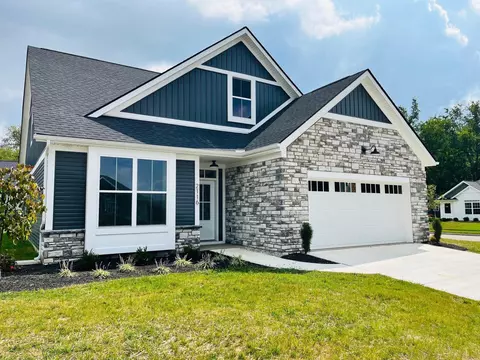2116 Ava Ln, Newark, OH 43055