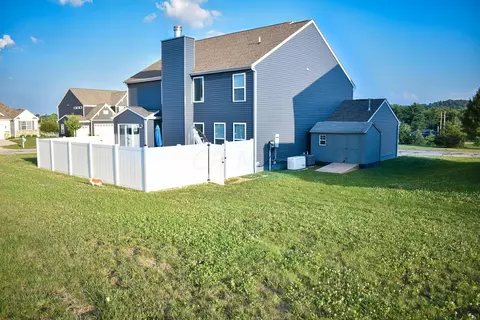 2305 Pine Crest Dr, Lancaster, OH 43130 photo 8