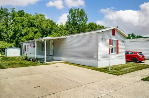 2428 Bohnburg Ave, Grove City, OH 43123