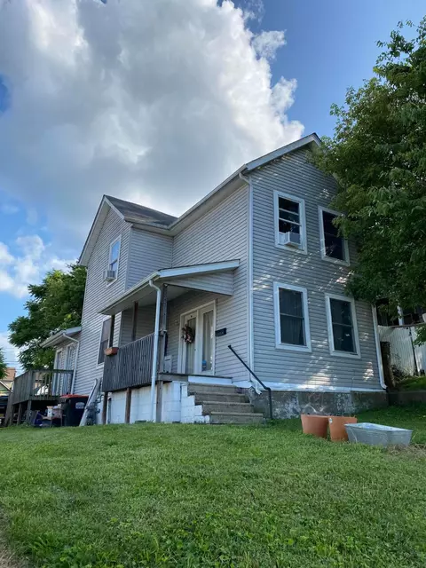 225 Jefferson St, Newark, OH 43055