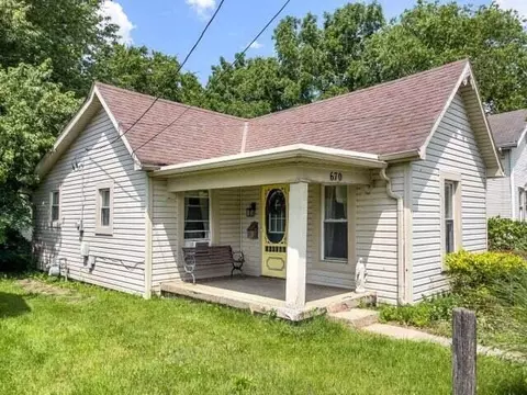 670 E Church St, Urbana, OH 43078