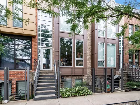 77 N 5th St #TH21, Columbus, OH 43215