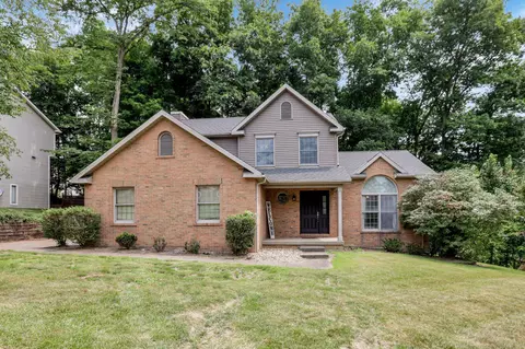 1284 Normandy Dr, Newark, OH 43055