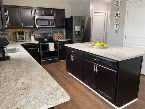 2575 Sun Ridge Ct, Lancaster, OH 43130 photo 9