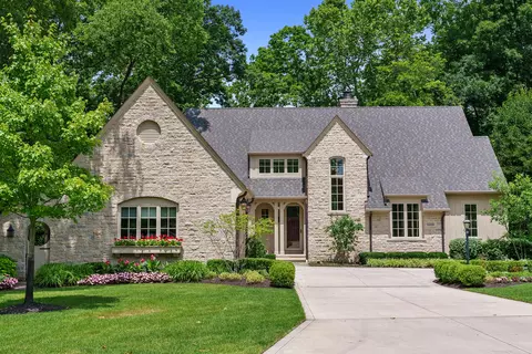 2730 Edington Rd, Upper Arlington, OH 43221