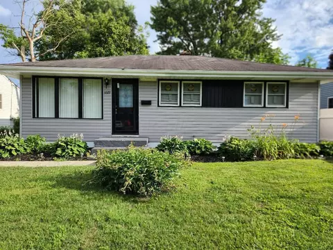 3377 Towers Ct, Columbus, OH 43227