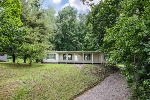 170 Smithview Dr SE, Newark, OH 43056