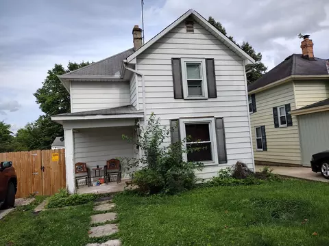 108 S Heath Ln, West Jefferson, OH 43162