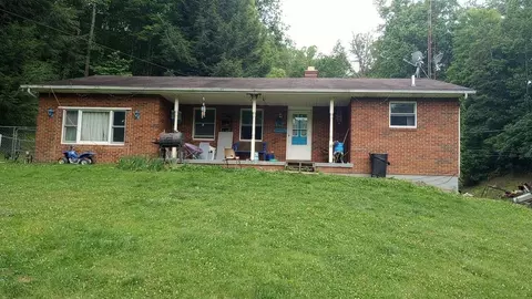 2286 Mccune Cemetery Rd, Jackson, OH 45640 photo 1