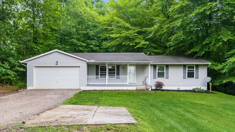 10900 E Athens Rd, Roseville, OH 43777