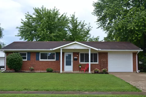 405 Kennison Ave, New Carlisle, OH 45344