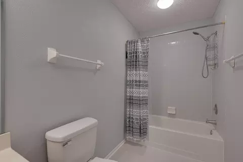 4040 Calder Ct E, Columbus, OH 43221 photo 25