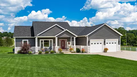 6480 Welsh Road Rd, Nashport, OH 43830