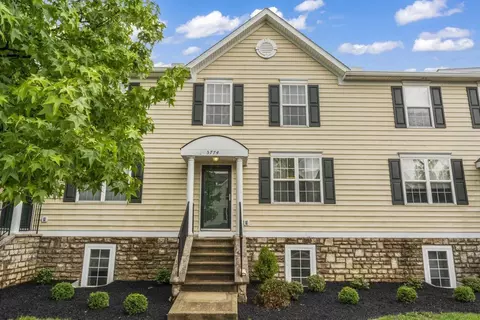 5774 Colts Gate Dr #41, New Albany, OH 43054