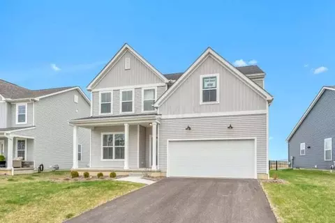 412 Colonial Club Rd, Commercial Point, OH 43116