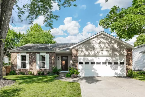 2064 Tuckaway Ct, Columbus, OH 43228