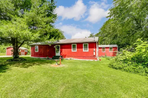 10562 Brownsville Rd, Glenford, OH 43739