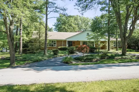 5866 Whitman Rd, Columbus, OH 43213
