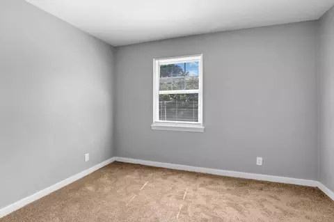 150 Pershing Dr, Lancaster, OH 43130 photo 6