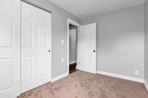 150 Pershing Dr, Lancaster, OH 43130 photo 9