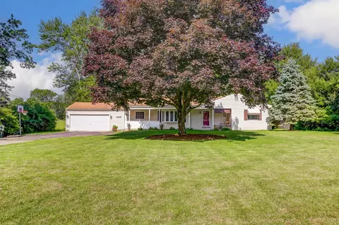 5645 Sinclair Rd, Columbus, OH 43229