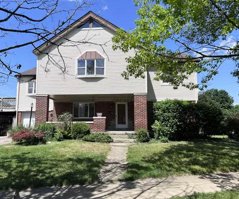 1105 Yorkshire Pl, Dayton, OH 45419