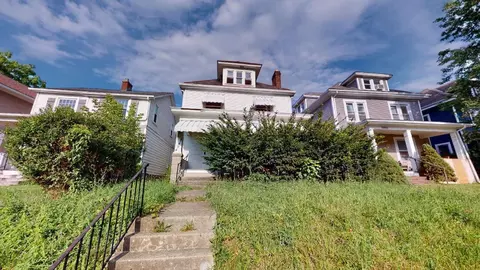 2494 N 4th St, Columbus, OH 43202