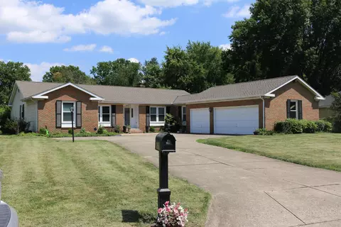 2054 Walnut Hill Park Dr, Columbus, OH 43232