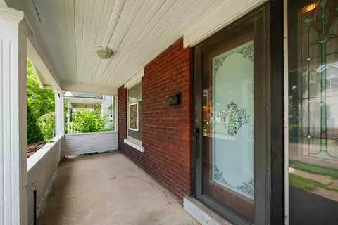 203 E Morrill Ave, Columbus, OH 43207 photo 2
