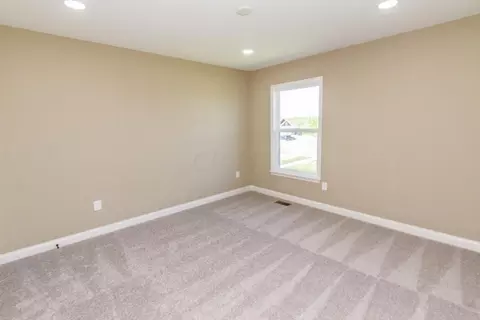 939 Skipton Loop, Delaware, OH 43015 photo 69