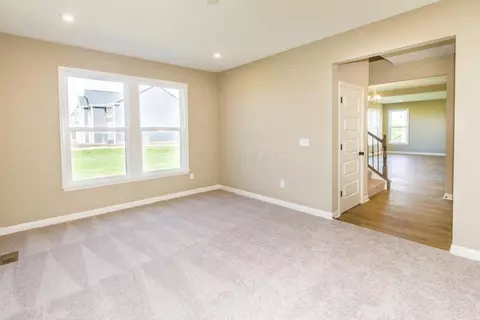 939 Skipton Loop, Delaware, OH 43015 photo 35
