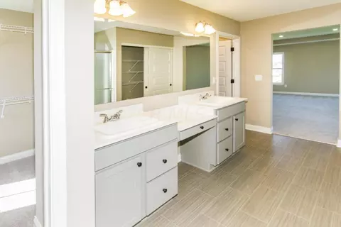 939 Skipton Loop, Delaware, OH 43015 photo 55